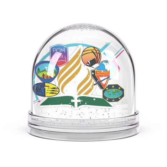 Adventure-Themed Snow Globe, Perfect Gift for Travelers, Holiday Decor, Collectible Keepsake, Unique Home Decor